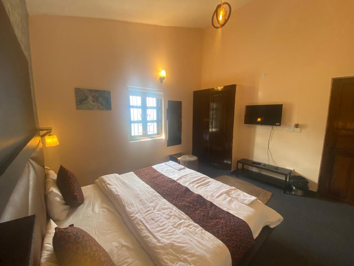 Wincliff Orchard Resort Mukteshwar Exteriör bild