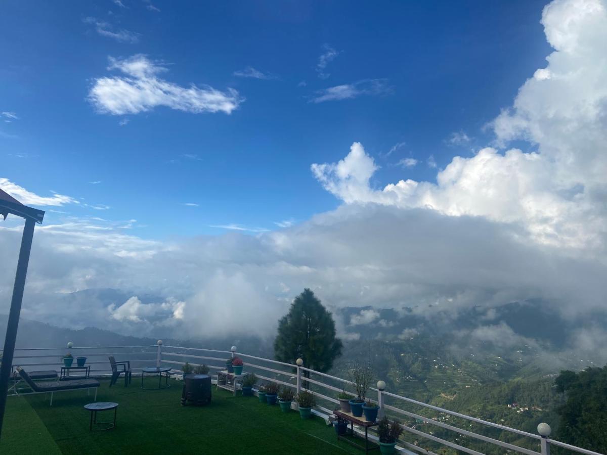 Wincliff Orchard Resort Mukteshwar Exteriör bild