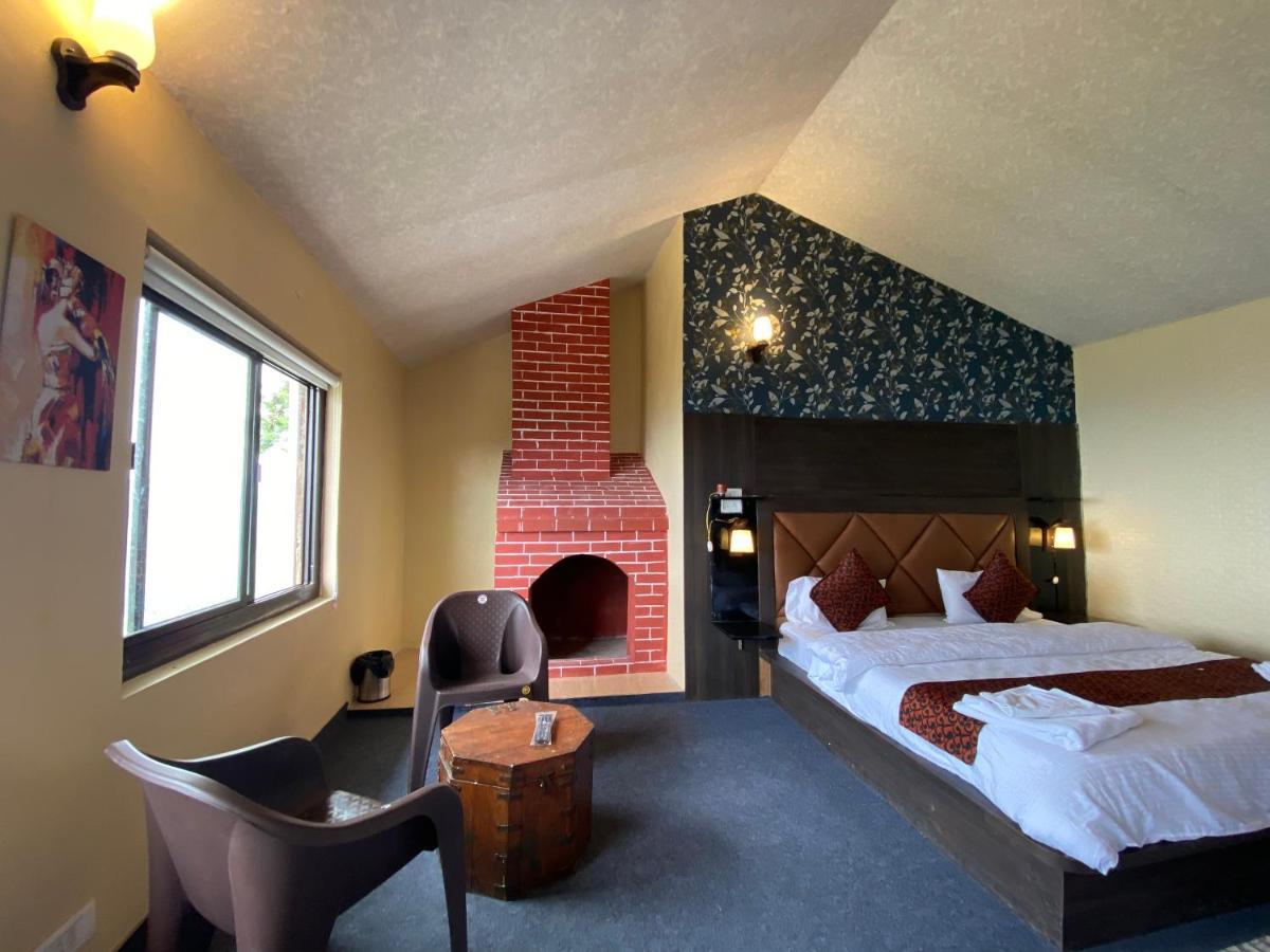 Wincliff Orchard Resort Mukteshwar Exteriör bild