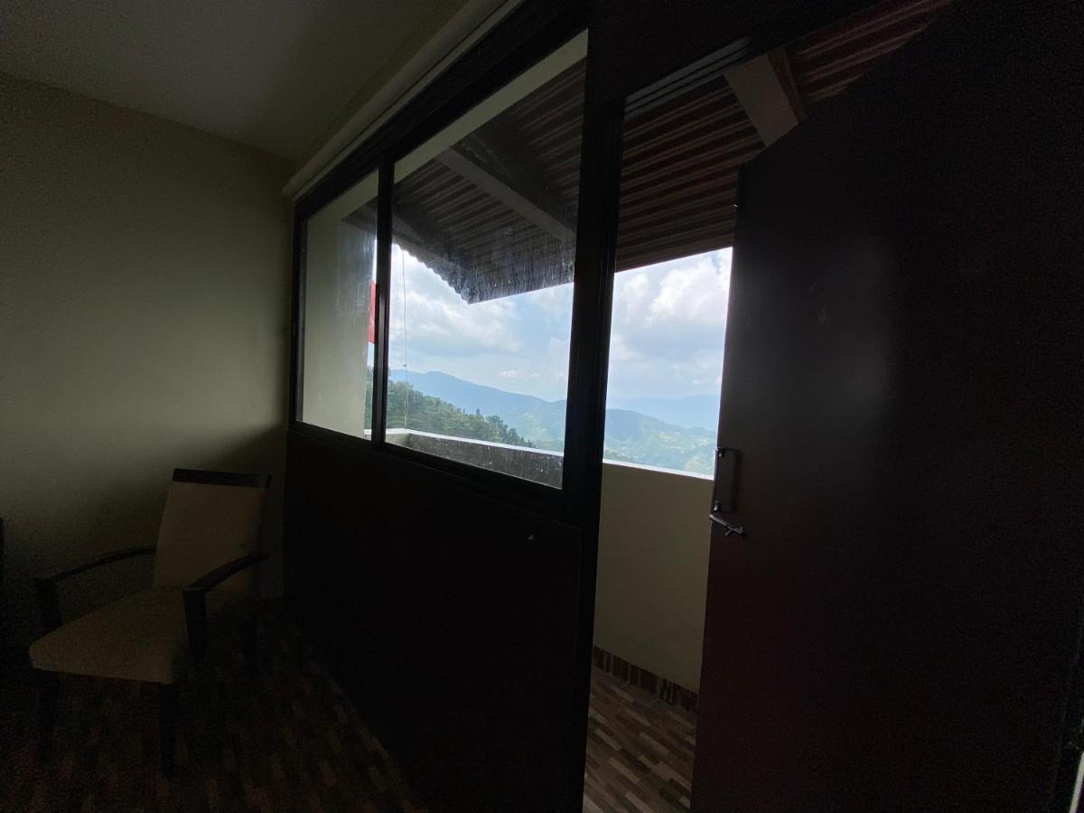Wincliff Orchard Resort Mukteshwar Exteriör bild